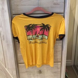 volcom tee